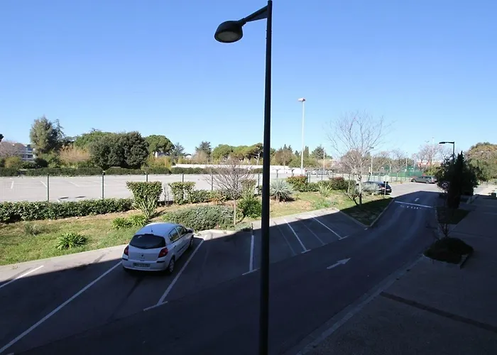Bel T2 Avec Loggia à 2 Min Des Thermes, Wi-fi, Classé 2 étoiles - Fr-1-553-211 *