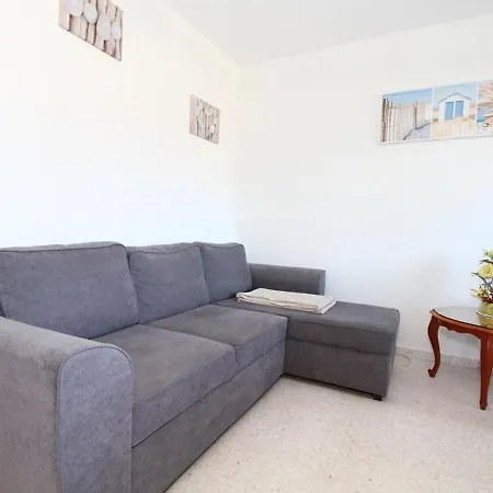 شقة Bel T2 Avec Loggia A 2 Min Des Thermes, Wi-fi, Classe 2 Etoiles - Fr-1-553-211