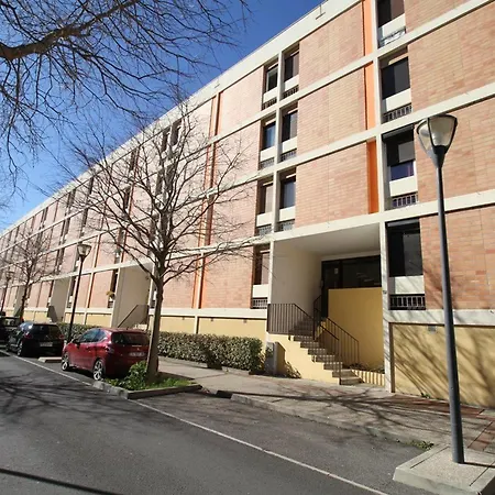 شقة Bel T2 Avec Loggia A 2 Min Des Thermes, Wi-fi, Classe 2 Etoiles - Fr-1-553-211 *